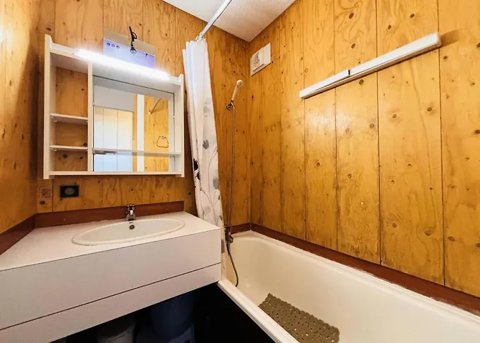 La Pendule - 2 Pieces Pour 4/5 Personnes Mae-0073